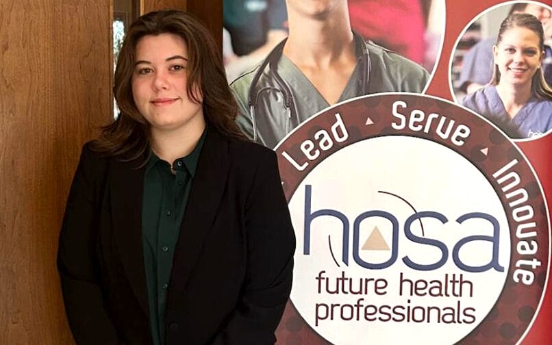 estudiante sonriendo